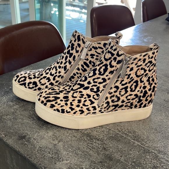 Size 7.5 J/Slides - Picture 5 of 5